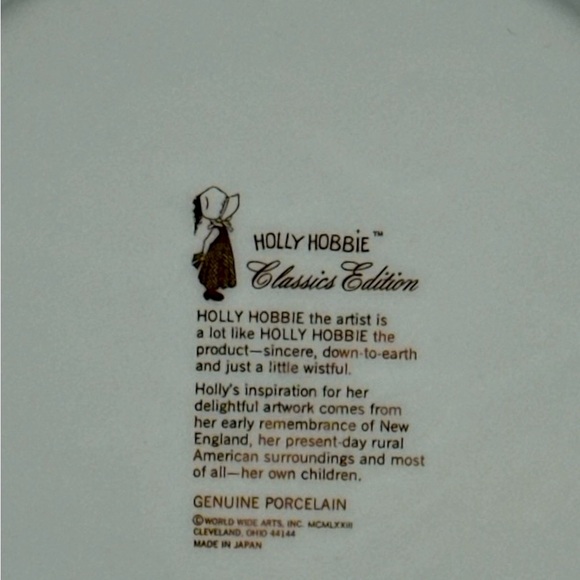 Vintage Holly Hobbie Collector Decorative Plate “Love is the Good Cooks Secret” - Picture 4 of 5